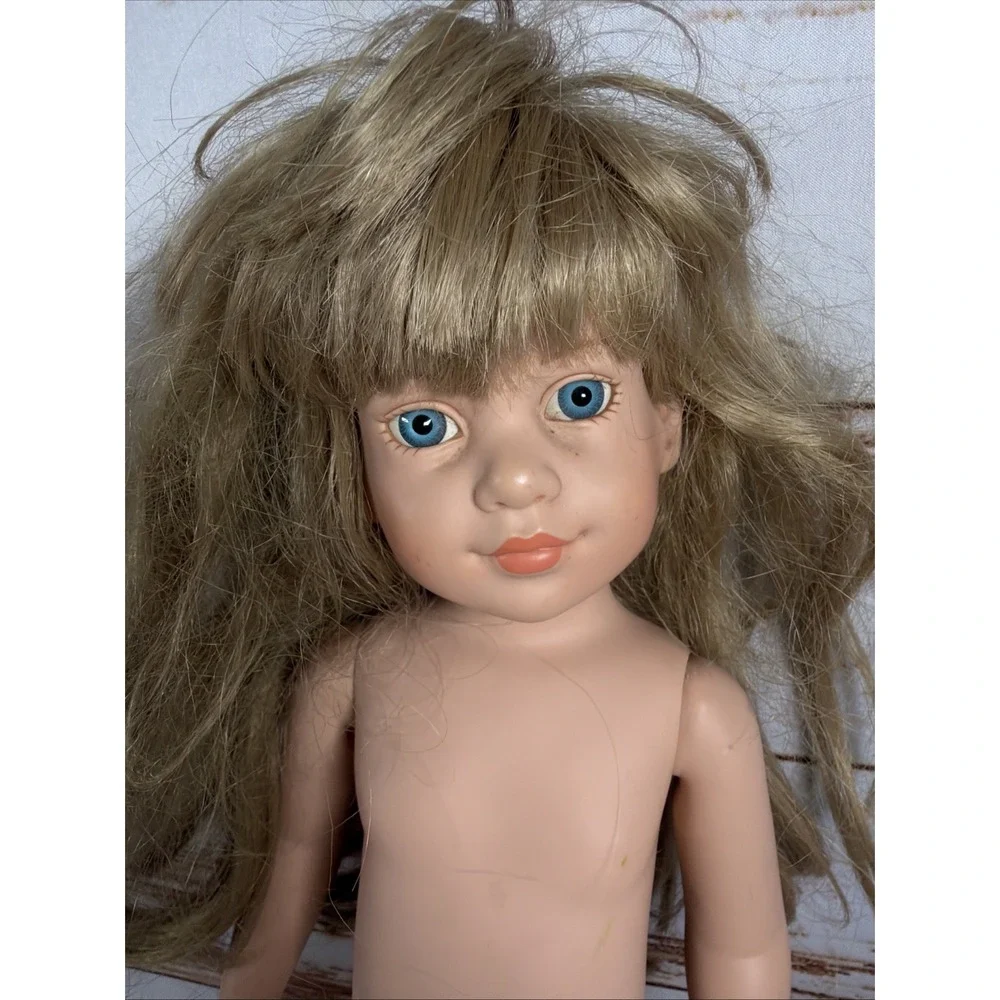 Vintage Magic Attic Club Alison McCann 17 Inch Girl Doll Blonde Blue Eyes